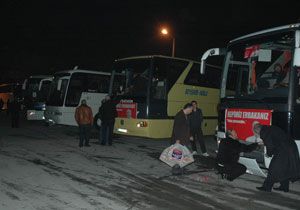 Binlerce Kii Erbakann Cenazesi in Konyadan Hareket Etti