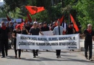 KTOESten Protesto