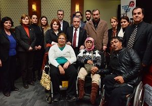 Bakan Bcekten Engellilere Destek
