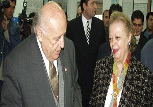 Nazmiye Demirel Hayatn Kaybetti