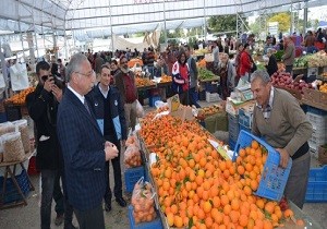 Girne Belediye Bakan Gngrd, Ak Pazar Ziyaret Etti