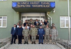 Genelkurmay Bakan Akar Hakkari de