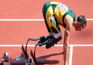 Oscar Pistorius tarih yazyor! 