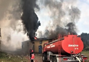 Sakarya da Havai Fiek Fabrikasnda Patlama. Can kayb ve yarallar Var