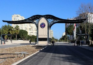 Yeni Rektr zkan n Talmatyla Meltem Kaps Alyor