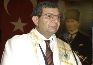 Uluda niversitesi Rektr Cengiz Hayatn Kaybetti