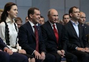Medvedev Oy Birlii ile Birleik Rusya nn Bakan Seildi