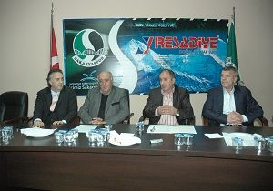Sakaryaspor da Yldrm Yeniden TekniK Direktr