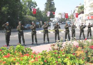 KKTCde 1 Austos Toplumsal Direni Bayram Cokusu