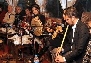 Gnl Sohbetleri nin Konusu mit Yaar Ouzcan