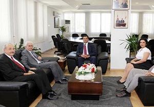 zgrgn, KKTC Gazeteciler ve Yazarlar Birlii Yetkililerini Kabul Etti