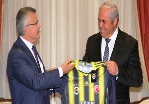 Babakan Yorgancolu, Fenerbahe Spor Kulb Yneticilerini Kabul Etti