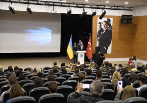 Bakan Uysal dan Ukrayna -Rusya Sava in Bar Talebi