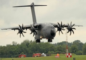 Airbus A400m in Uular Durduruldu