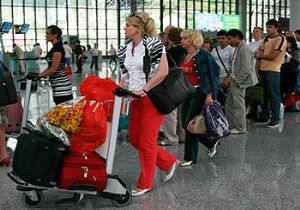 Antalya da Turist Says 8,5 Milyona Ulat