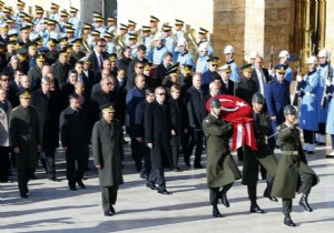 Ulu nder Atatrk Antkabir de Dzenlenen Trenle Anld