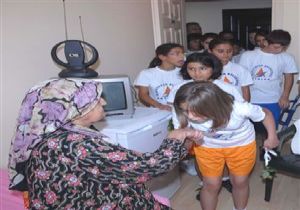 Gen Sporcular Huzurevi Sakinlerinin Bayramn Kutlad