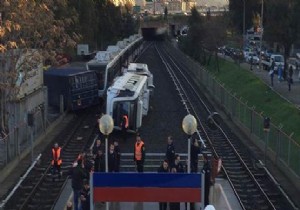 zmir Metrosunda Kaza