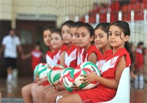 Kepez de Bin 550 renci Spor Eitimi Alyor