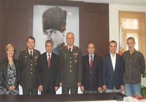 Komutanlardan Gazeteciler Cemiyetine Ziyaret