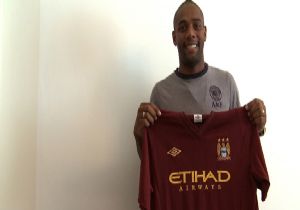 Maicon Manchester Cityde