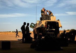 slami Militanlar, Mali de Geri Adm Atmyor