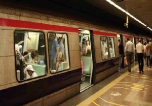 Metrodaki lm Mercek Altnda
