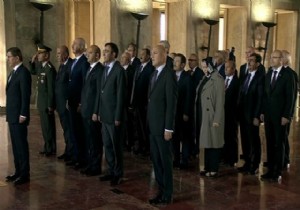 Seim Hkmeti yeleri Antkabir i Ziyaret Etti
