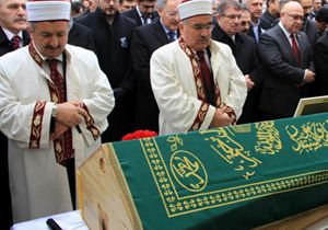 Kamil Snmez Ordu da Topraa Verildi