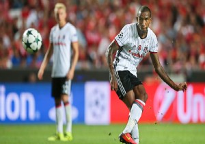 Talisca 3 Ay Yeil Sahalardan Uzak Kalacak