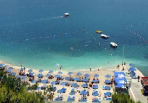 Trkiye ye 6 ayda 13 milyon turist geldi.