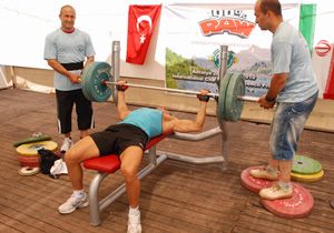 Power Lifting de ortak kamp