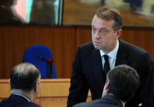 Libananco Davas nda Sona Gelindi