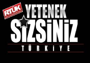 15 yl istenen pankarttan serbestler